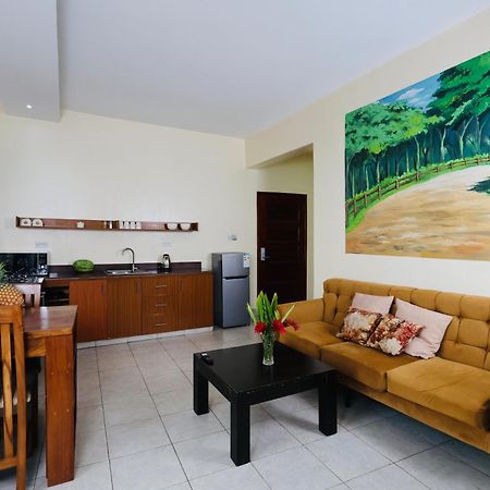Bon Bini Residence คัมพาลา ภายนอก รูปภาพ