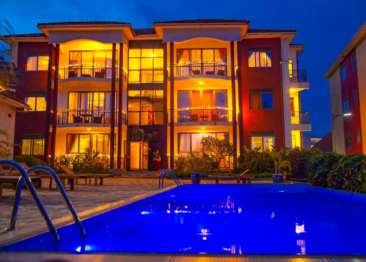 Bon Bini Residence คัมพาลา ภายนอก รูปภาพ
