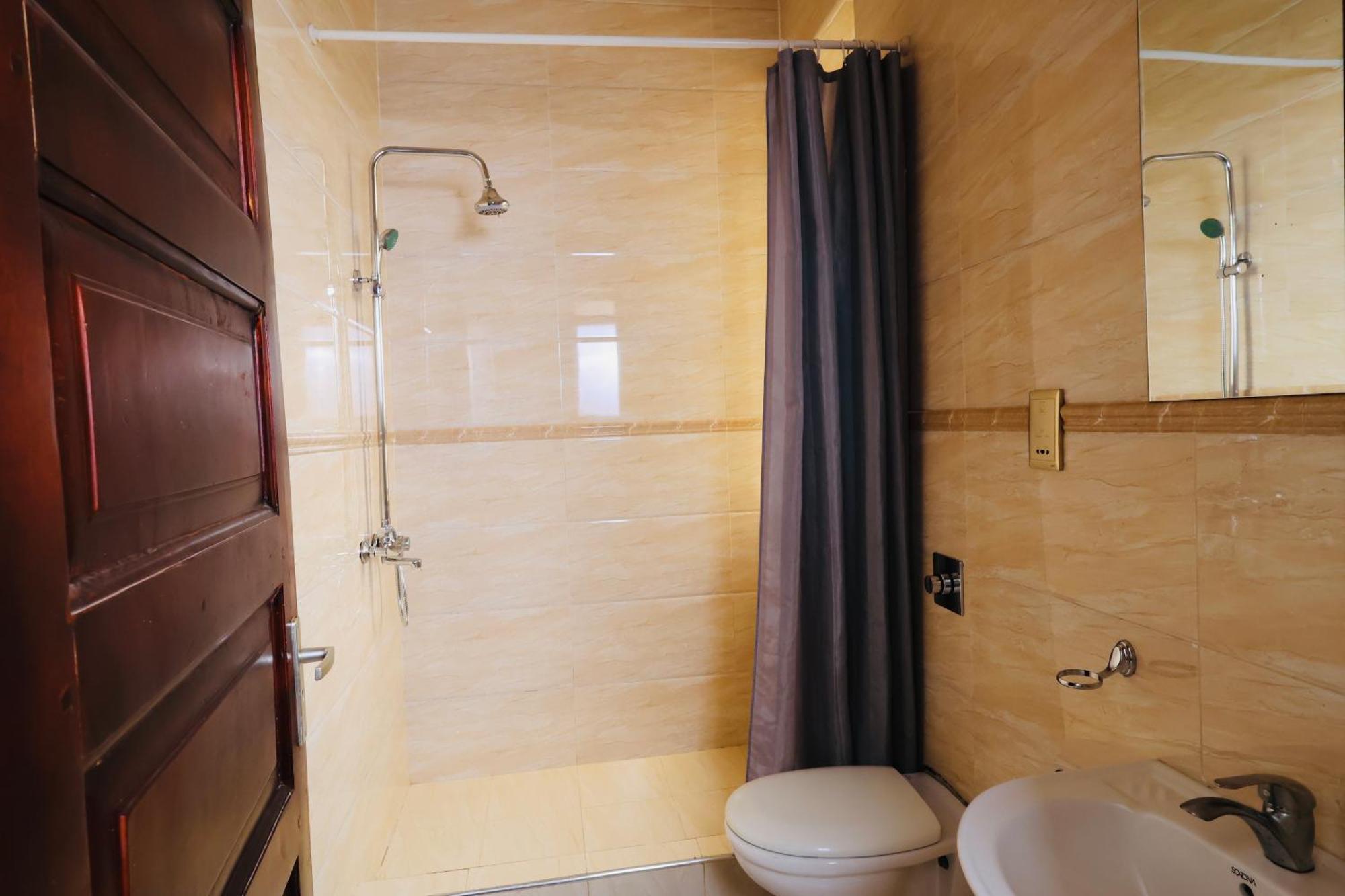 Bon Bini Residence คัมพาลา ภายนอก รูปภาพ