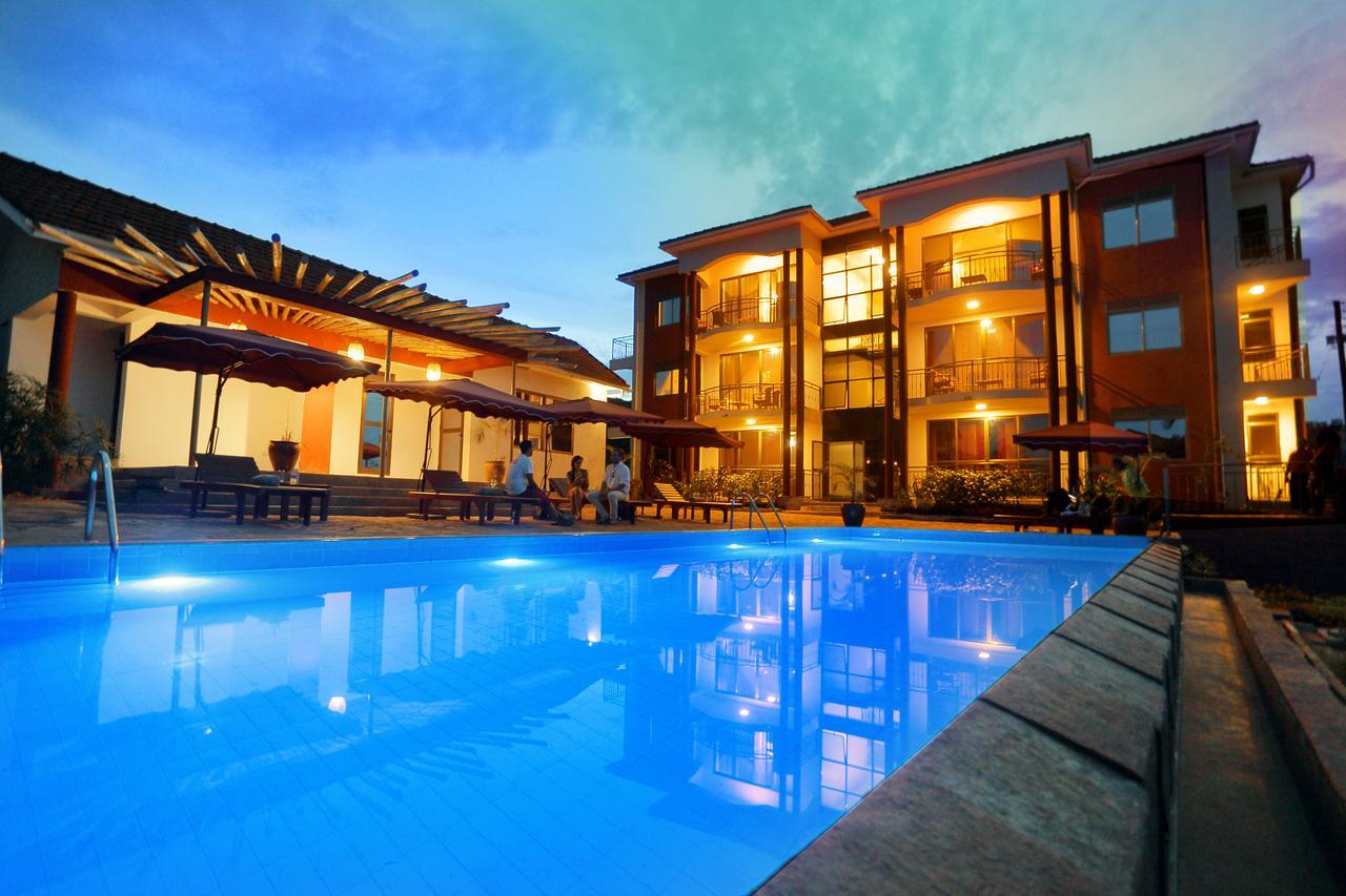 Bon Bini Residence คัมพาลา ภายนอก รูปภาพ