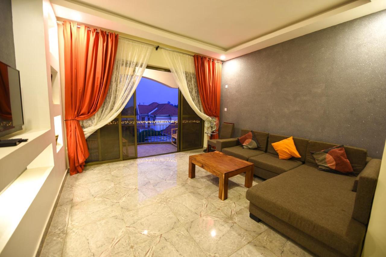 Bon Bini Residence คัมพาลา ภายนอก รูปภาพ